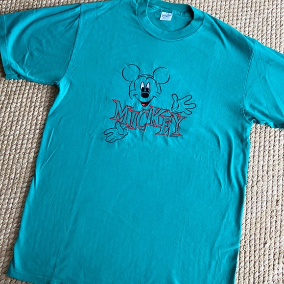 Vintage Women’s Mickey Mouse tee shirt large - Picture 2 of 6